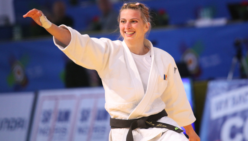 Alina Dumitru deține, alături de alte două sportive, recordul la titluri europene câștigate: 8! - © Christian Fidler