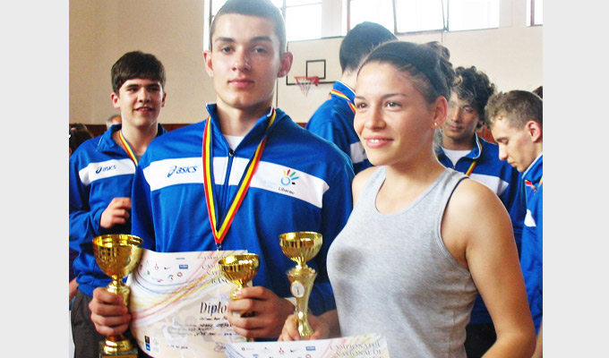 Baschet > Ioana Ghizilă şi Ştefan Neagu – doi tineri de viitor ai sportului românesc